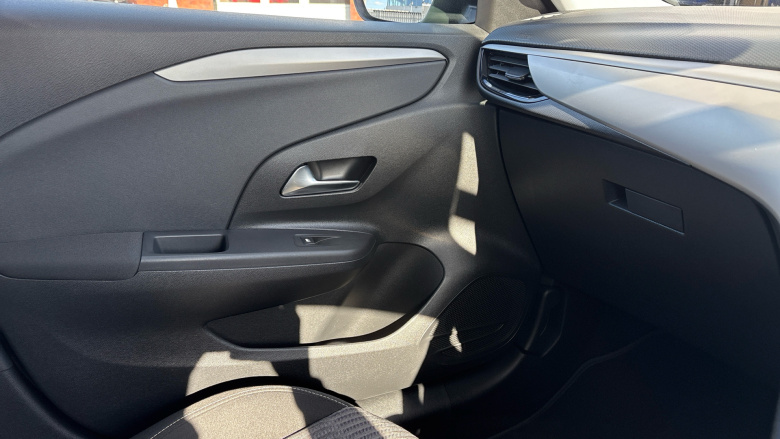 Vauxhall Corsa 1.2 Turbo SE Premium 5dr Petrol Hatchback